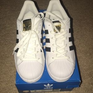 Adidas white tennis shoes